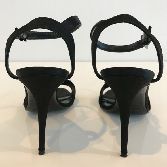 VALENTINO GARAVANI BLACK SATIN CRYSTAL ART DECO SANDALS SIZE IT 38 / US 8 - Picture 15 of 16